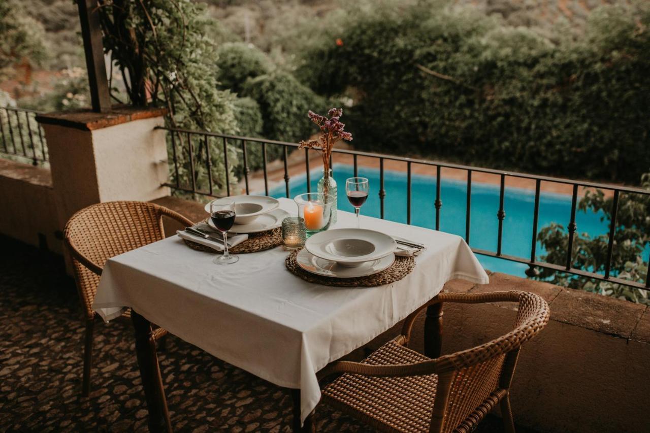 Hotel Posada De Valdezufre Aracena Eksteriør bilde